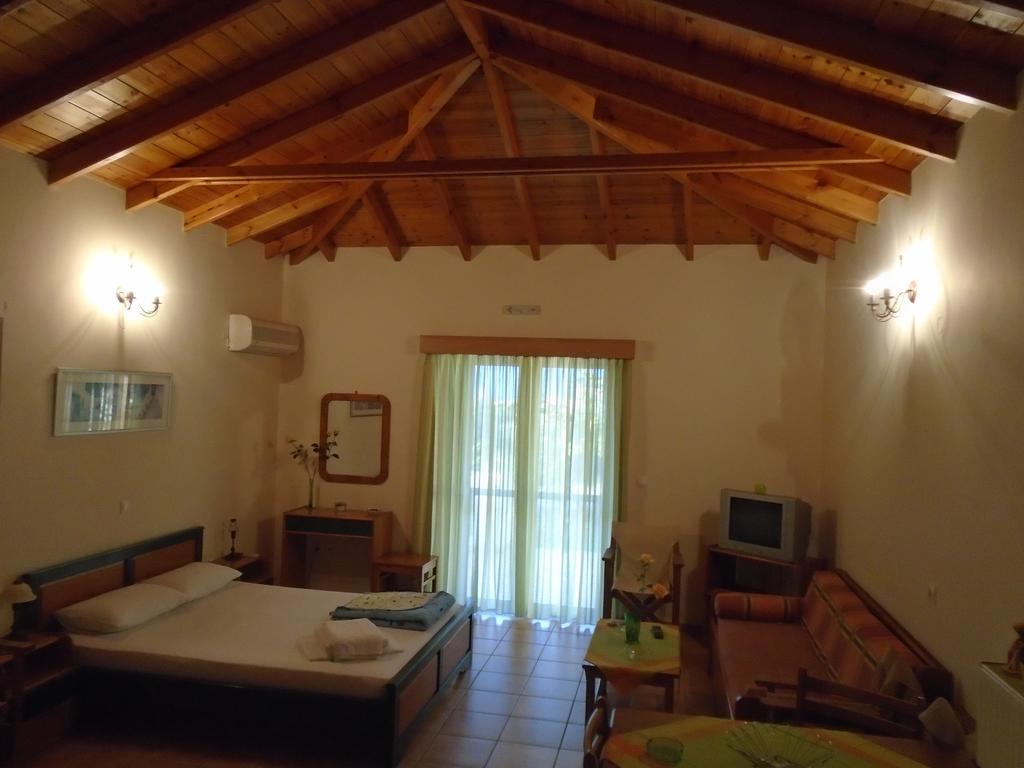 Tompras Village Paralia Demonias Zimmer foto