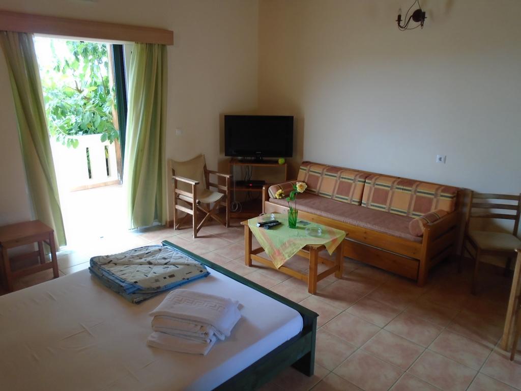 Tompras Village Paralia Demonias Zimmer foto