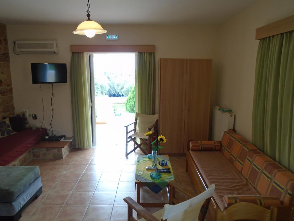 Tompras Village Paralia Demonias Zimmer foto